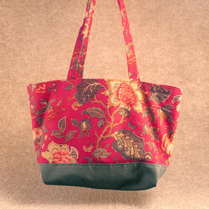 Karen Guzak - Red/Pink-036var Handmade Tote Bag